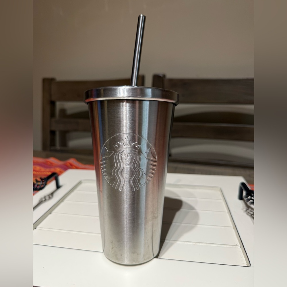 Starbucks 16 fl oz (473 mL) stainless steel travel tumbler w/lid and straw